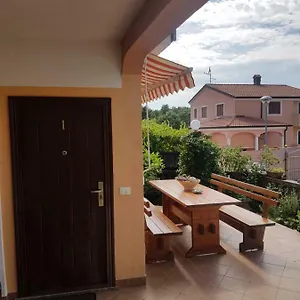 App Ena Appartamento Umago